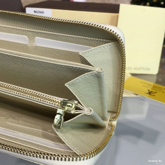 LOUIS ZIPPY VUITTON 0804